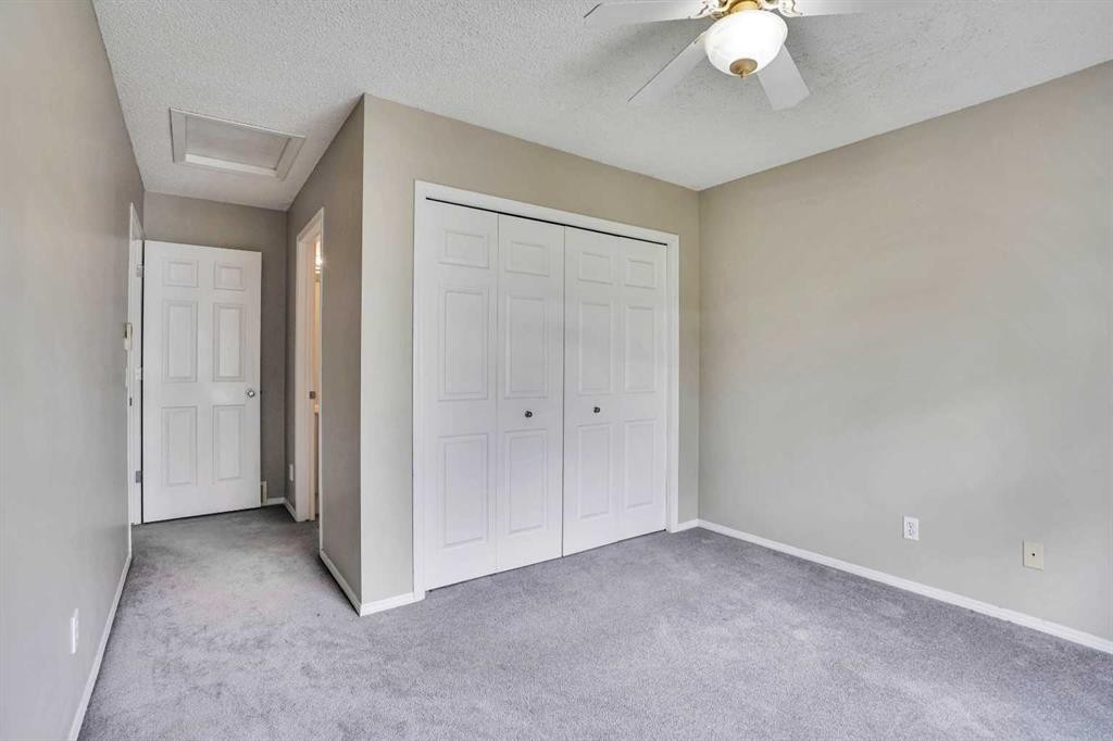 120 Country Village Cape Ne, Calgary, AB