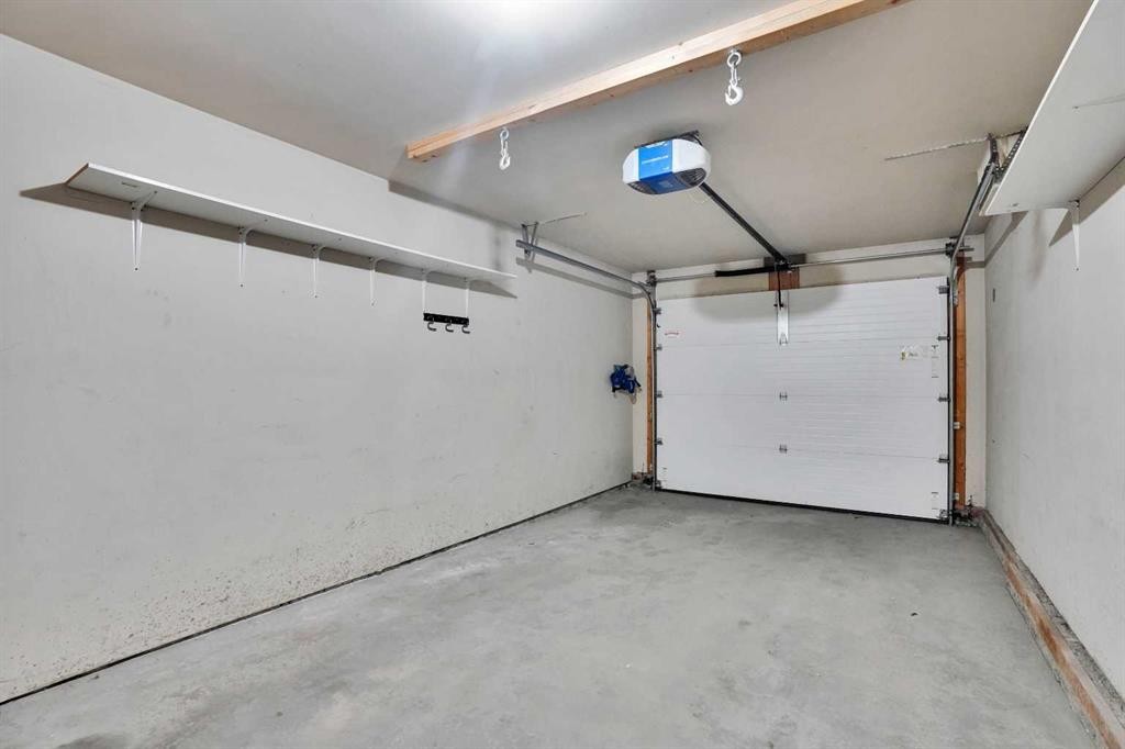120 Country Village Cape Ne, Calgary, AB