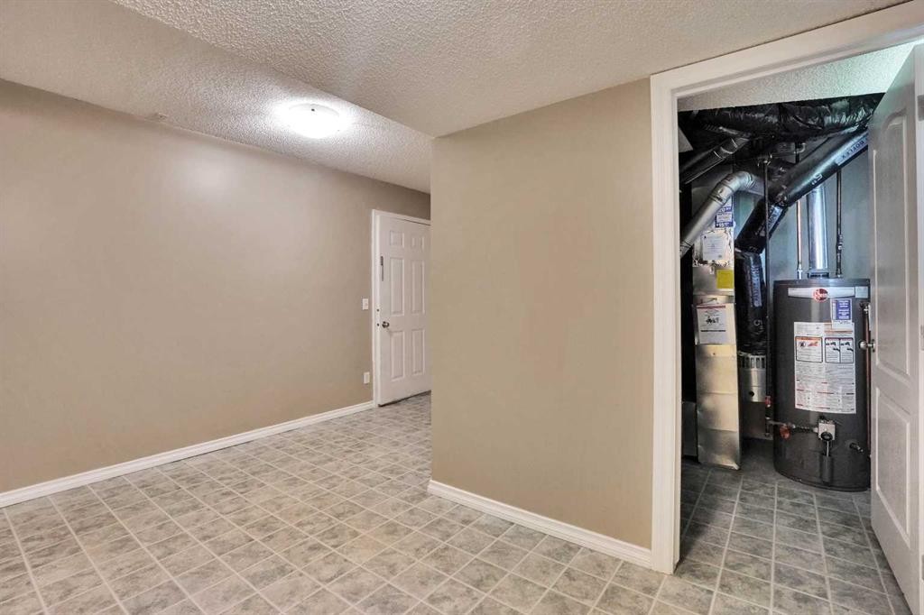 120 Country Village Cape Ne, Calgary, AB