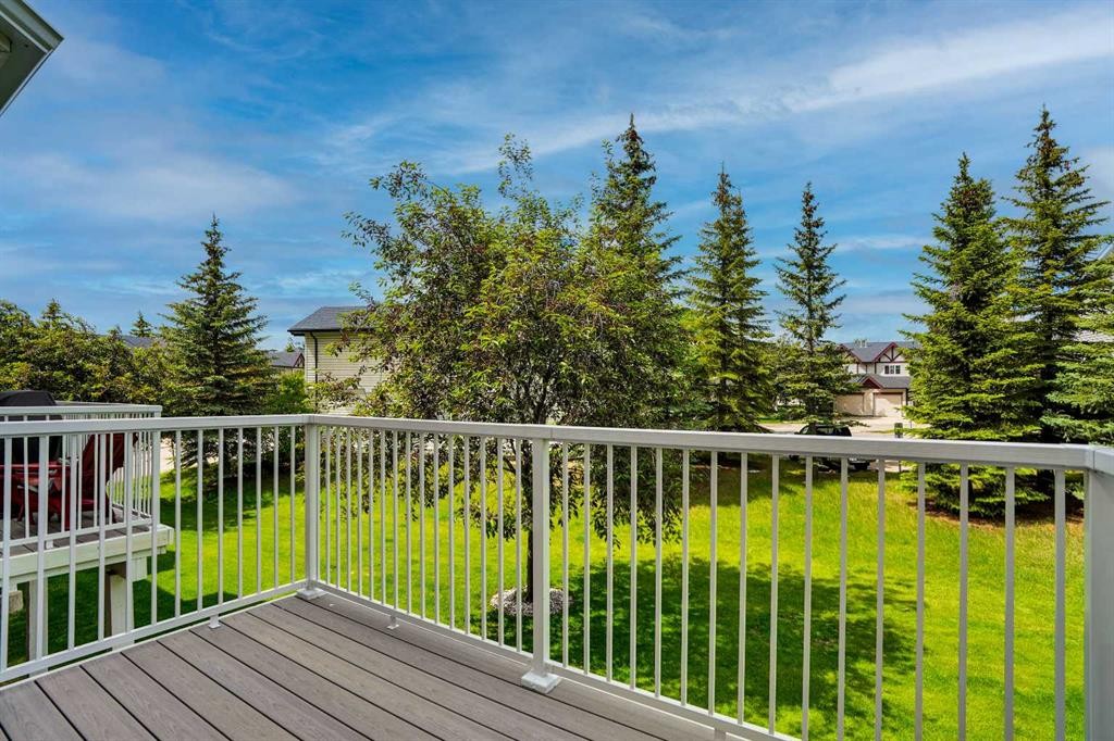 120 Country Village Cape Ne, Calgary, AB