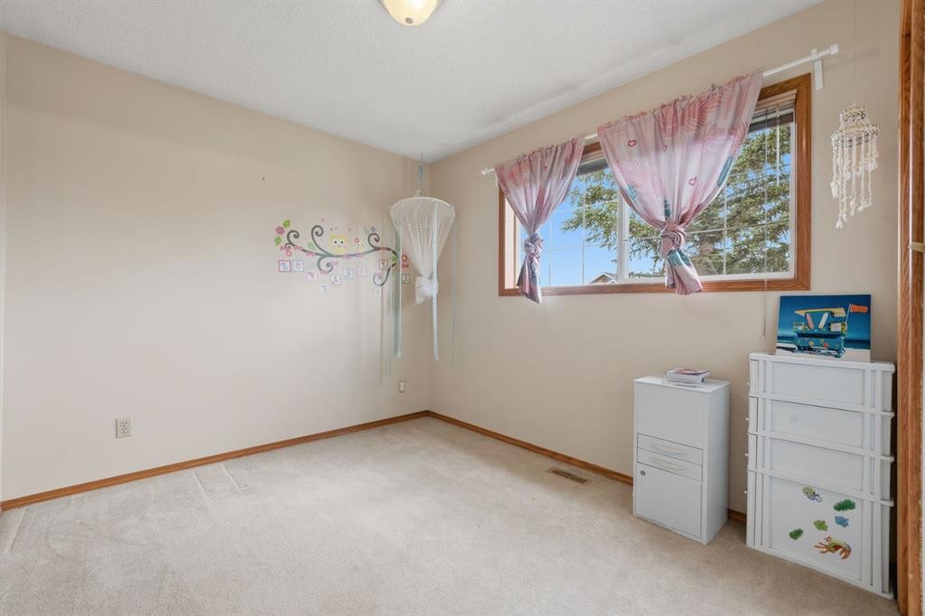 219 Coral Springs Circle Ne, Calgary, AB