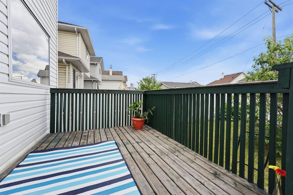 219 Coral Springs Circle Ne, Calgary, AB