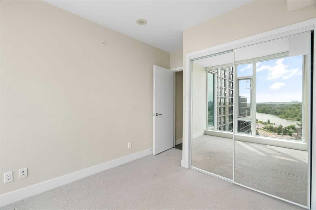 1004-519 Riverfront Avenue Se, Calgary, AB - Indoor Photo Showing Other Room