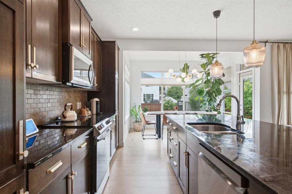 23 Cranridge Crescent Se, Calgary, AB