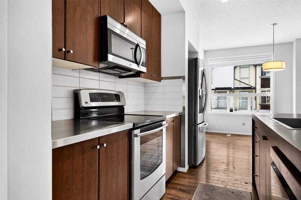 179 Copperstone Cove Se, Calgary, AB