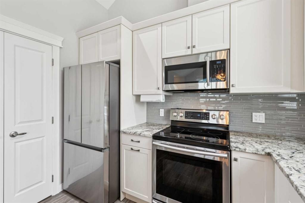 2-20 River Heights View, Cochrane, AB