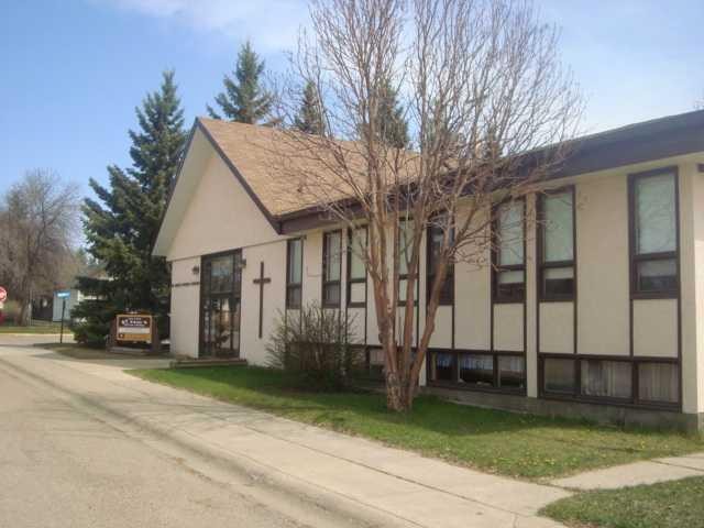 2 Trochu Avenue, Trochu, AB