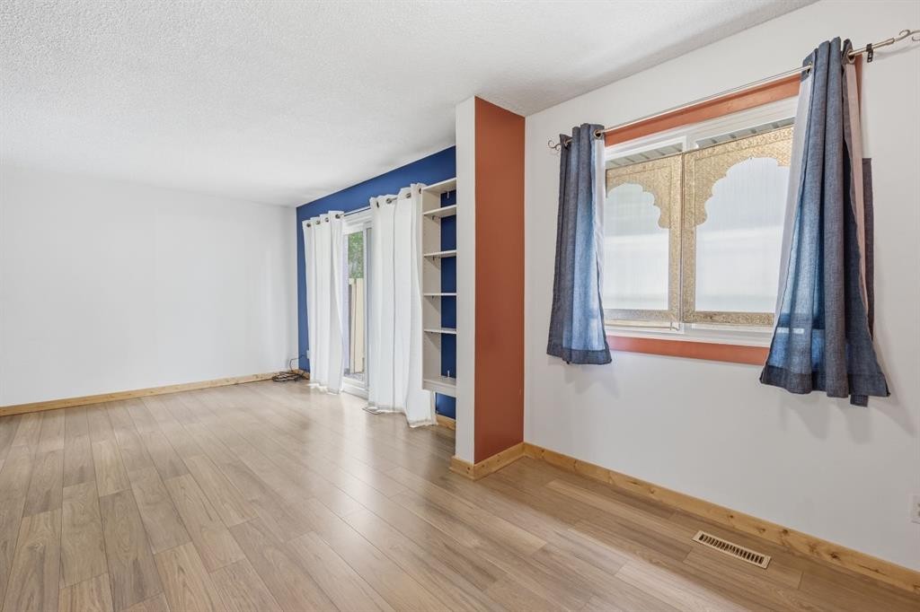 316 84 Avenue Se, Calgary, AB