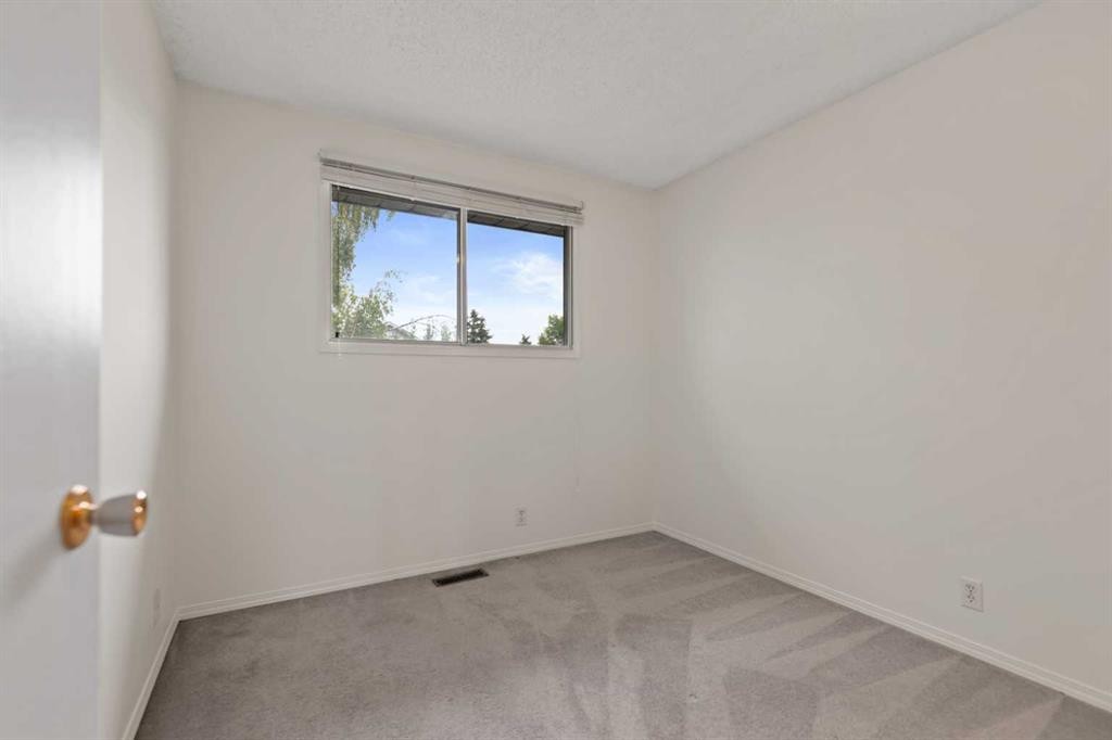 84 Martindale Close Ne, Calgary, AB