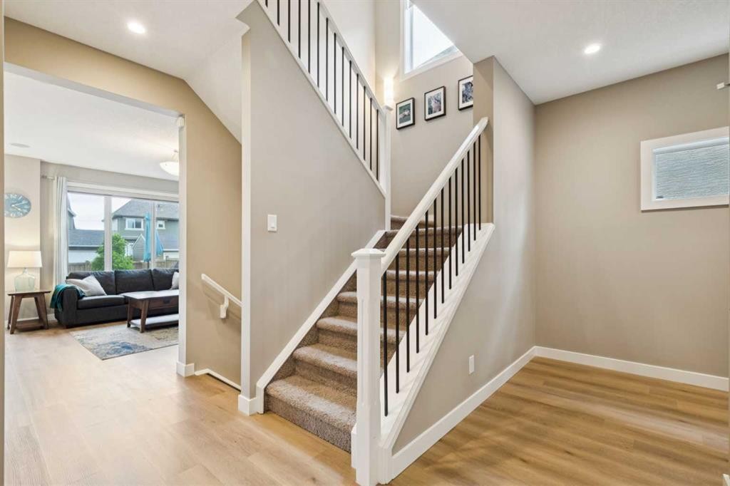52 Marquis Crescent Se, Calgary, AB