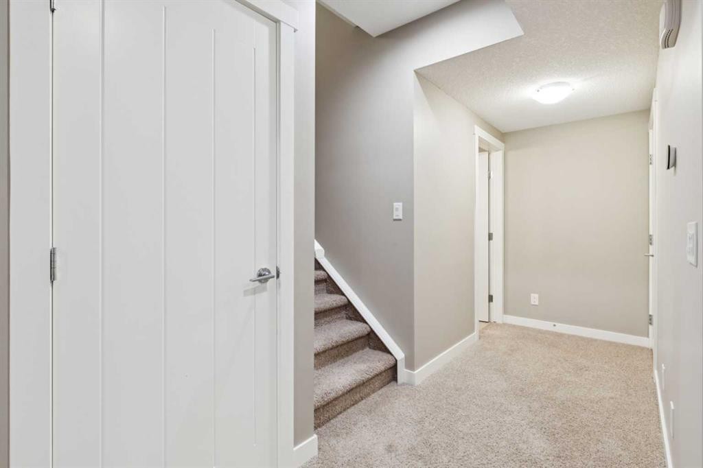 52 Marquis Crescent Se, Calgary, AB