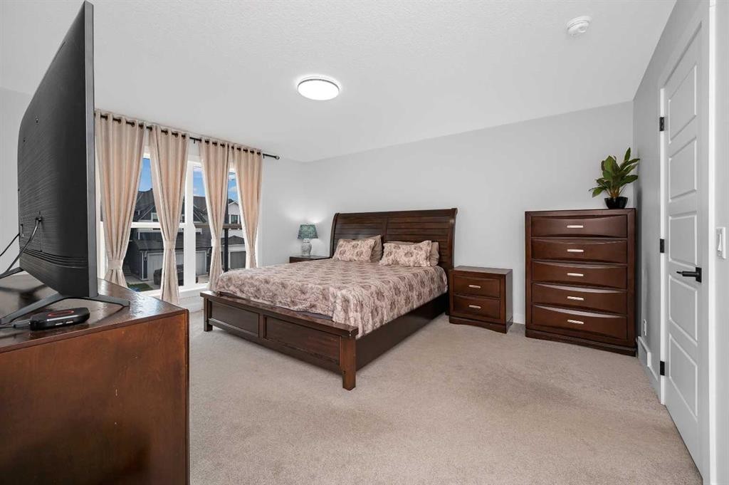 346 Edith Road Nw, Calgary, AB