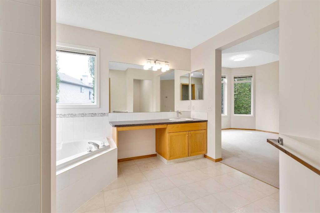 117 Millview Park Sw, Calgary, AB