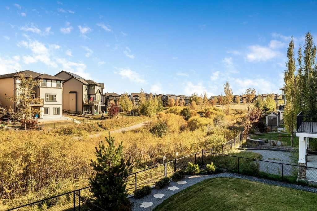 82 Panton View Nw, Calgary, AB - Outdoor