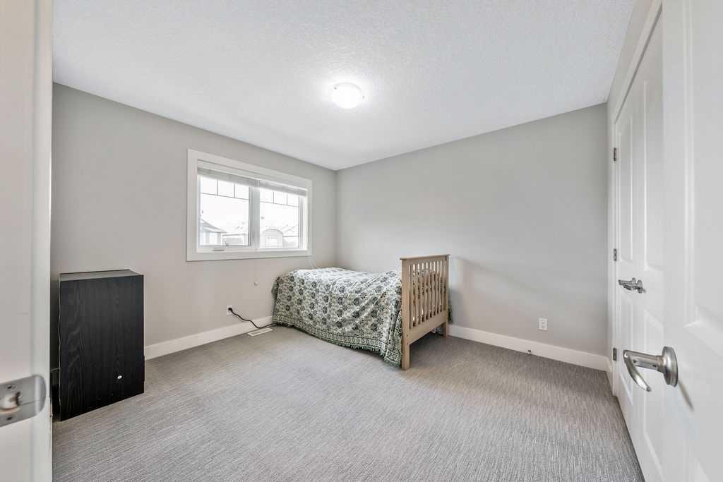 82 Panton View Nw, Calgary, AB - Indoor Photo Showing Bedroom
