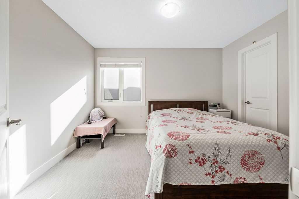 82 Panton View Nw, Calgary, AB - Indoor Photo Showing Bedroom