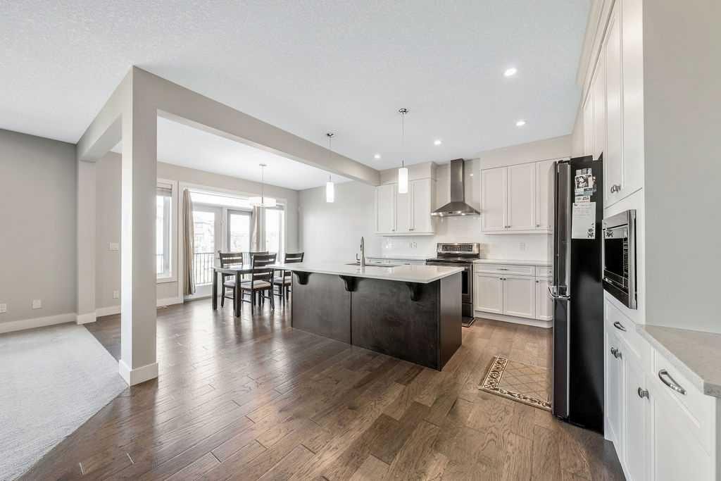 82 Panton View Nw, Calgary, AB - Indoor Photo Showing Kitchen With Upgraded Kitchen