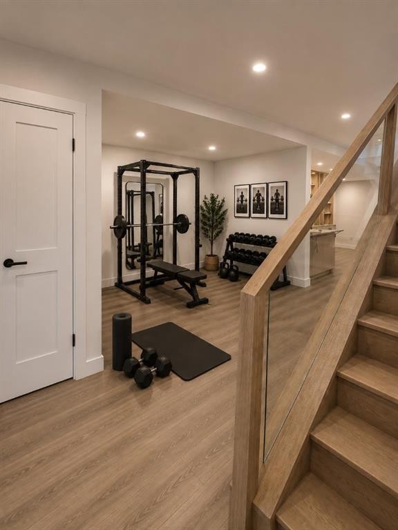 640 37 Street Sw, Calgary, AB - Indoor Photo Showing Other Room