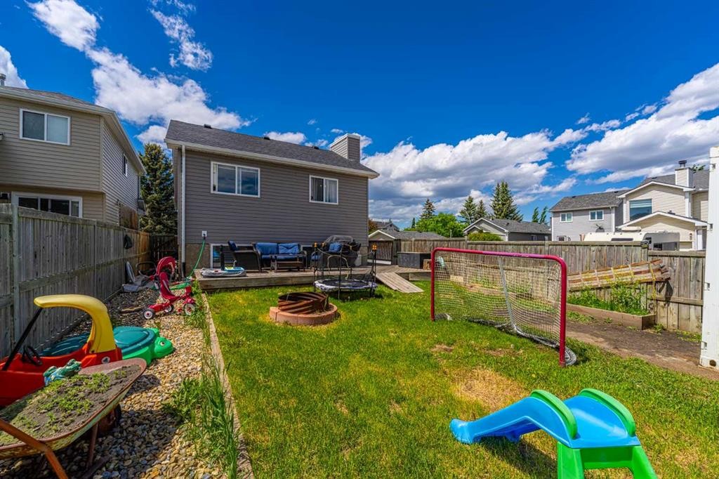 395 River Rock Circle Se, Calgary, AB