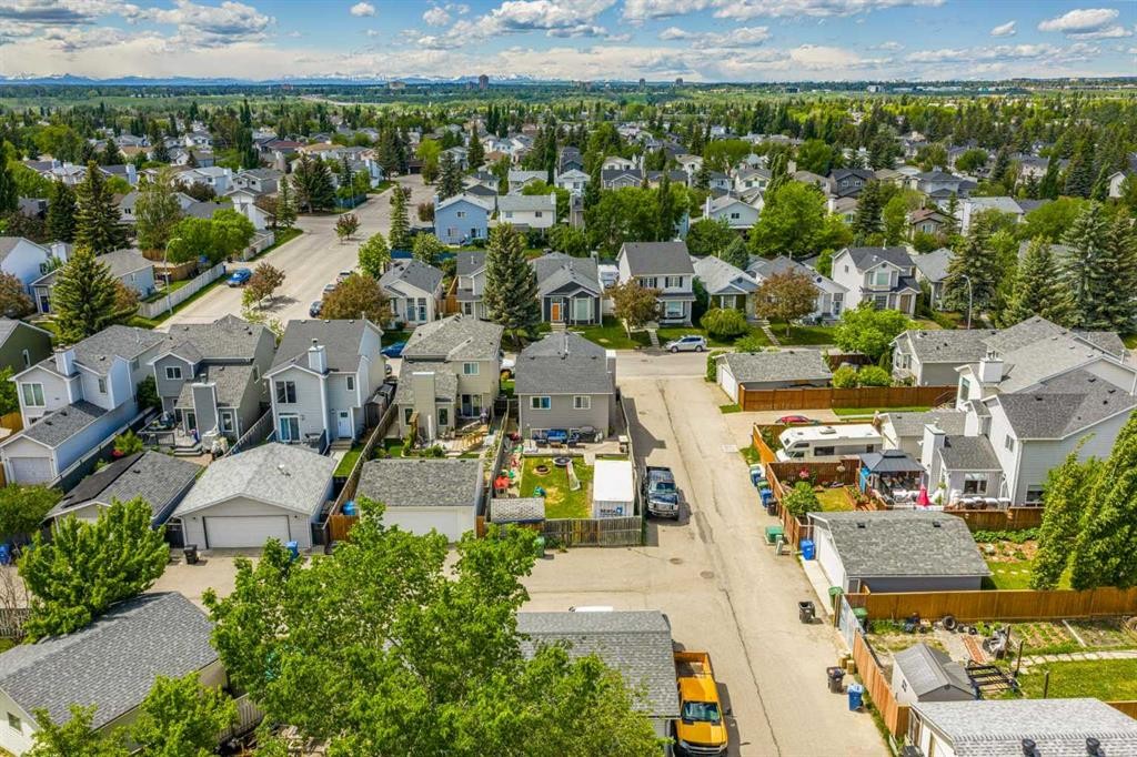 395 River Rock Circle Se, Calgary, AB