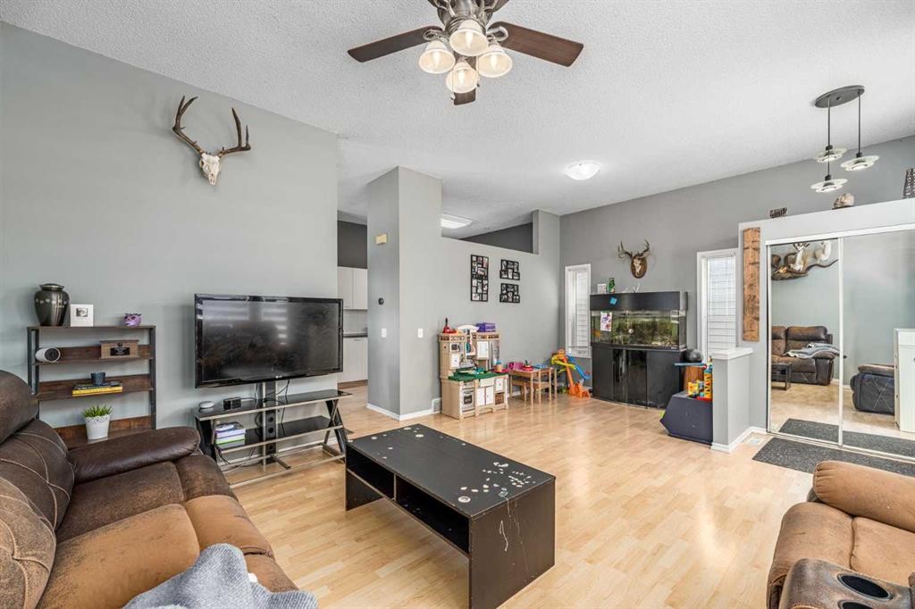 395 River Rock Circle Se, Calgary, AB