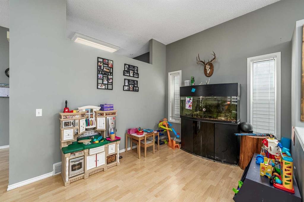 395 River Rock Circle Se, Calgary, AB