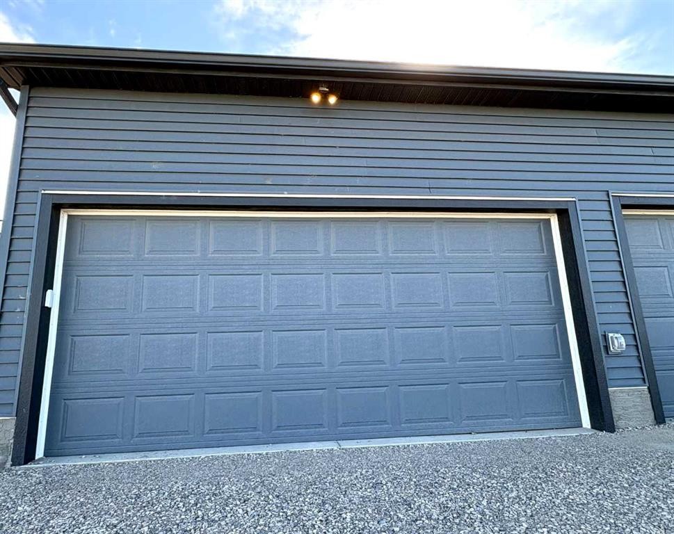311 Wolf River Drive Se, Calgary, AB - Outdoor