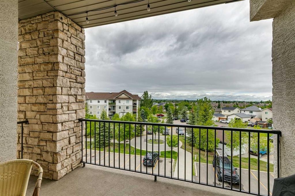 2407-12 Cimarron Common, Okotoks, AB
