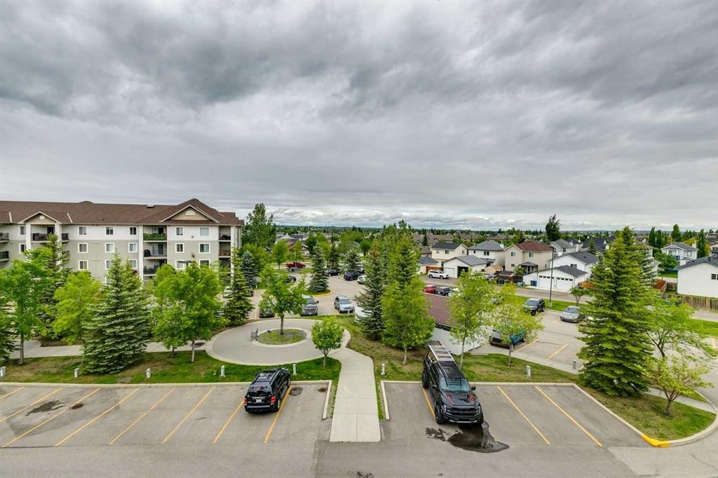 2407-12 Cimarron Common, Okotoks, AB