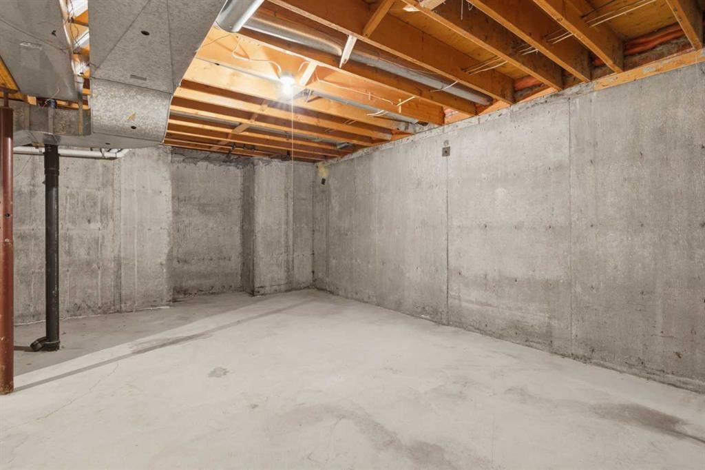 27 Woodgreen Place Sw, Calgary, AB