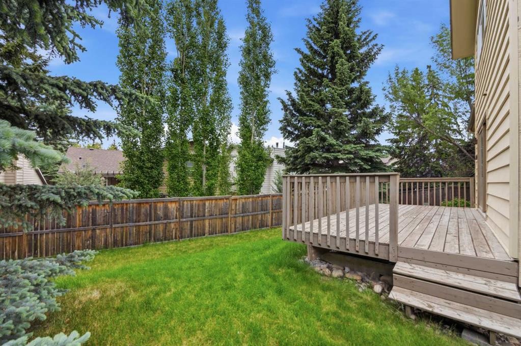 27 Woodgreen Place Sw, Calgary, AB