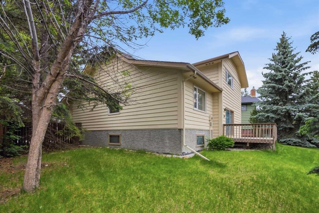 27 Woodgreen Place Sw, Calgary, AB
