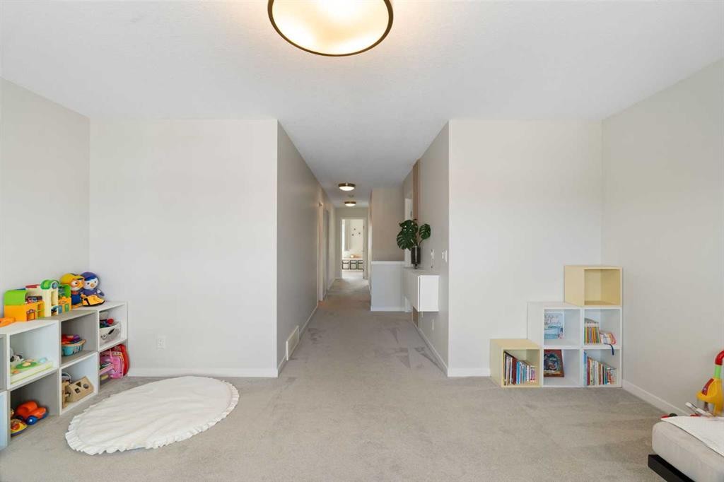 26 Seton Manor Se, Calgary, AB