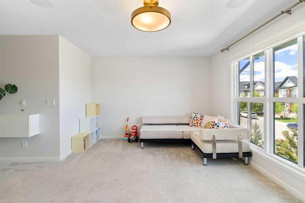 26 Seton Manor Se, Calgary, AB