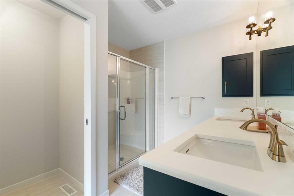 26 Seton Manor Se, Calgary, AB