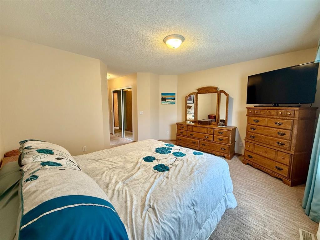408 Freeman Way Nw, High River, AB