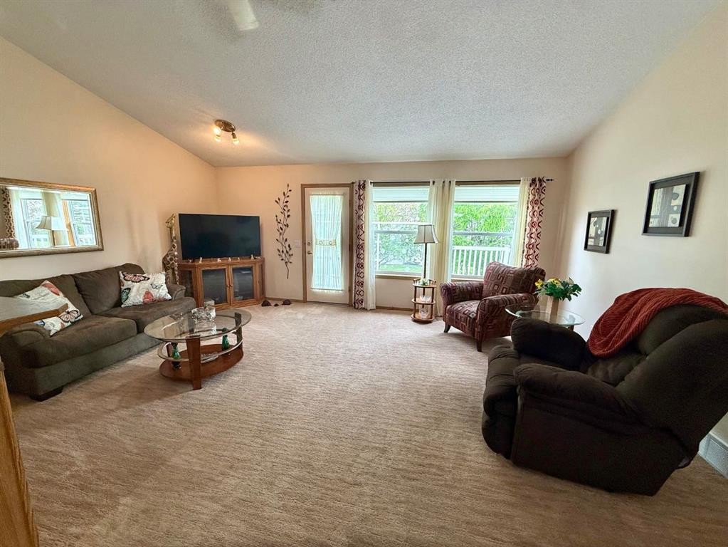 408 Freeman Way Nw, High River, AB