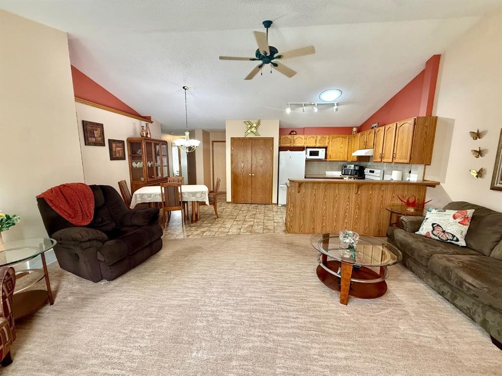 408 Freeman Way Nw, High River, AB