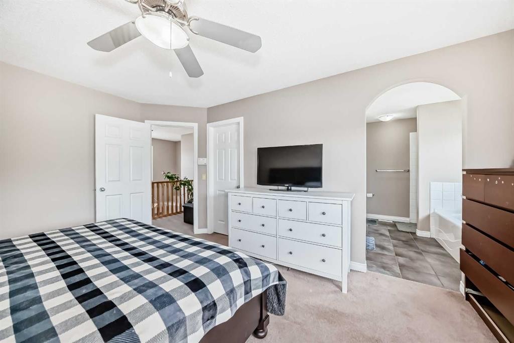 95 Rockledge Terrace Nw, Calgary, AB