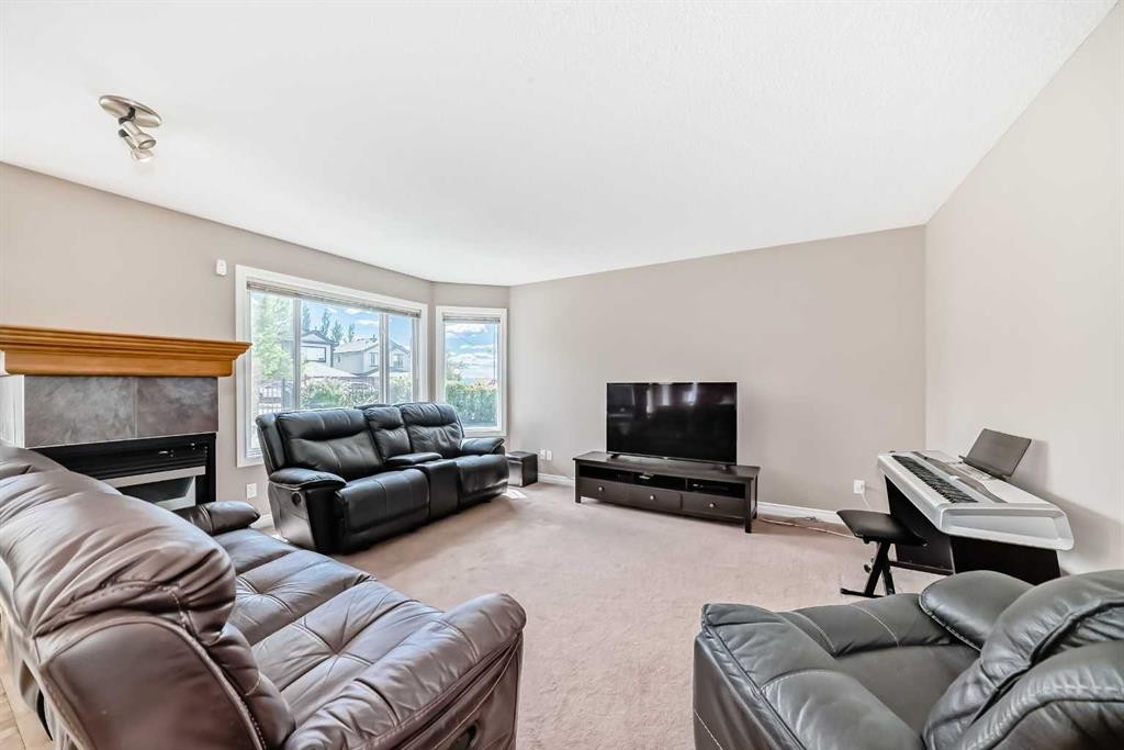 95 Rockledge Terrace Nw, Calgary, AB