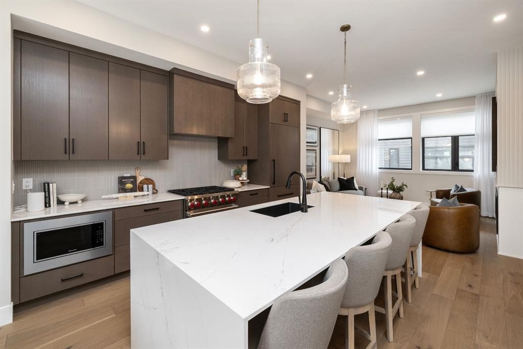 112-150 Lebel Crescent Nw, Calgary, AB