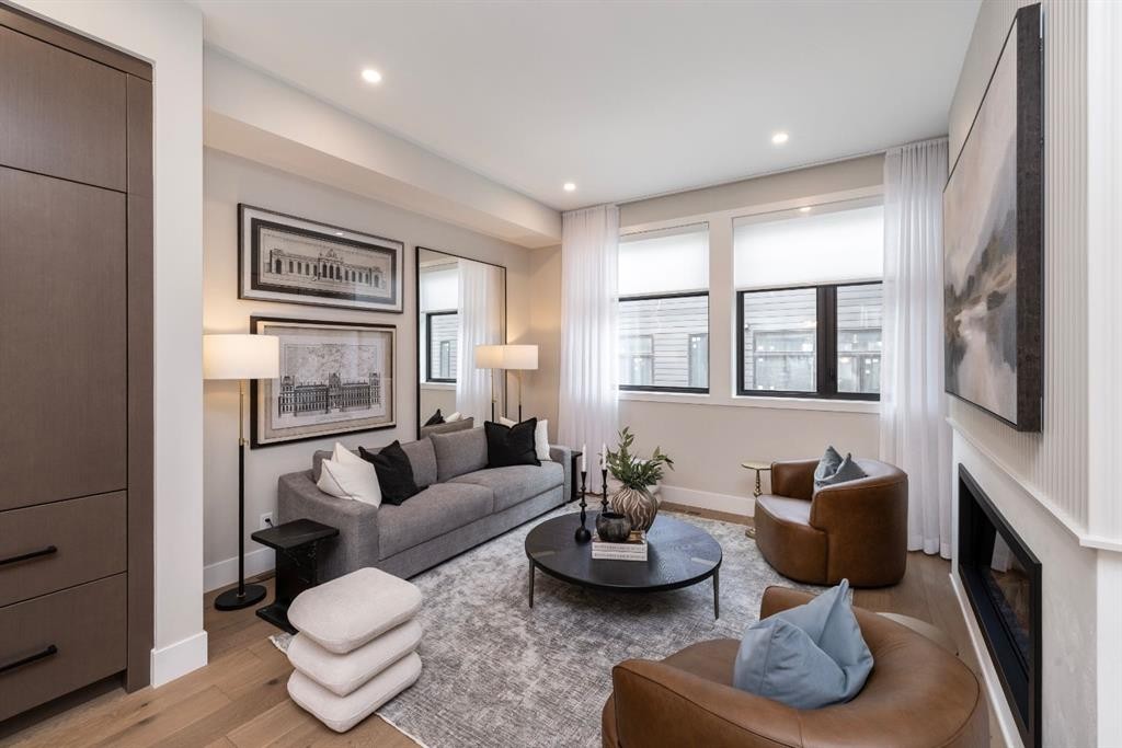 112-150 Lebel Crescent Nw, Calgary, AB