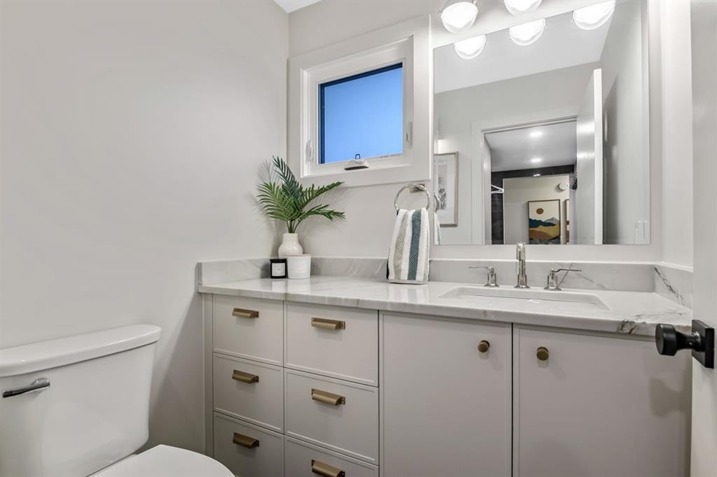 263 Silvergrove Place Nw, Calgary, AB