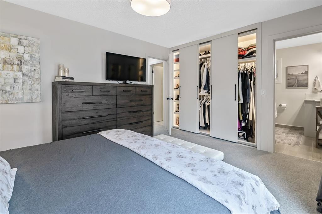 263 Silvergrove Place Nw, Calgary, AB