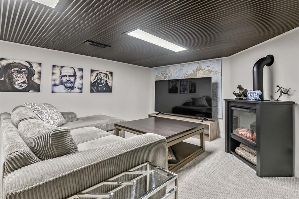 263 Silvergrove Place Nw, Calgary, AB