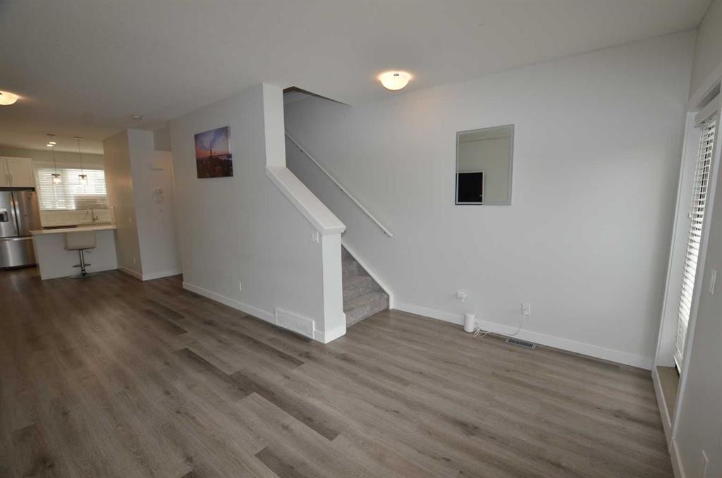 106-16 Evanscrest Park Nw, Calgary, AB