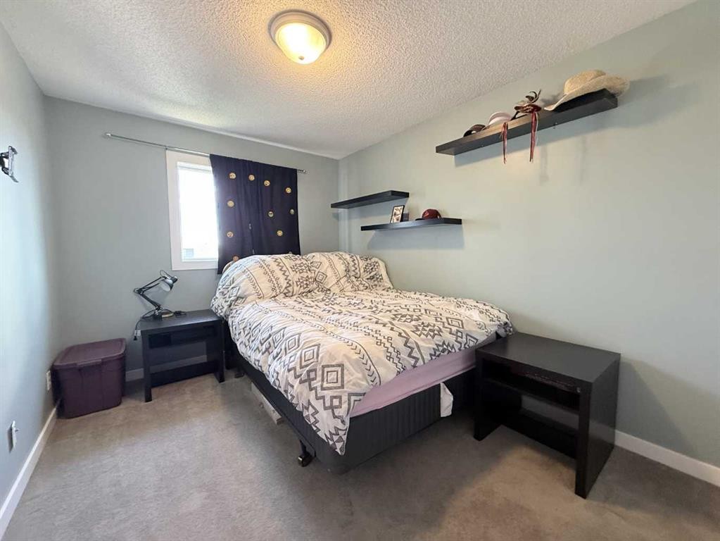 138 Bridleridge Way Sw, Calgary, AB