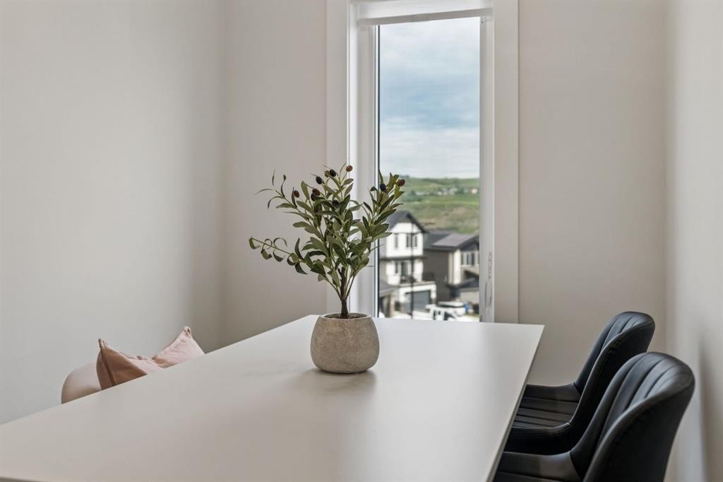 205 Precedence View, Cochrane, AB