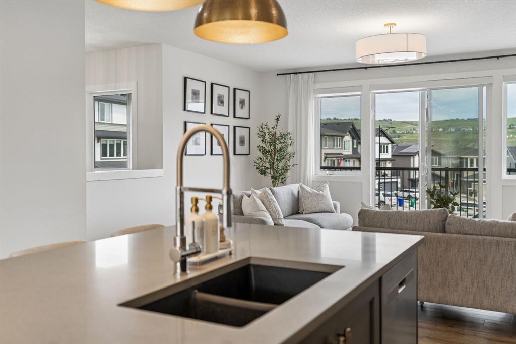 205 Precedence View, Cochrane, AB