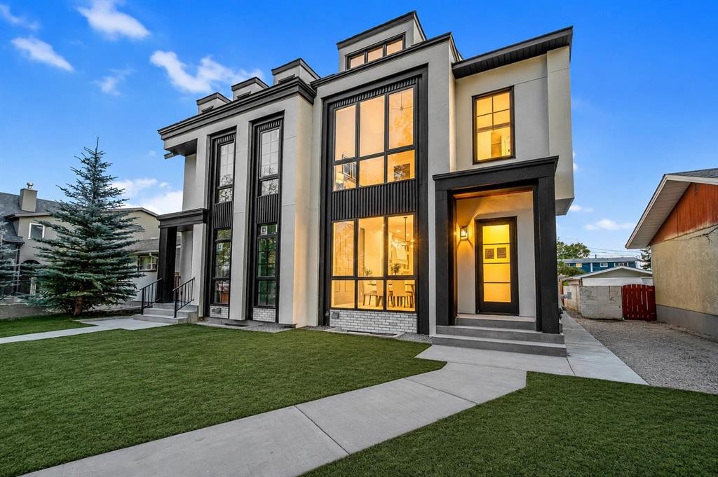 2437 52 Avenue Sw, Calgary, AB
